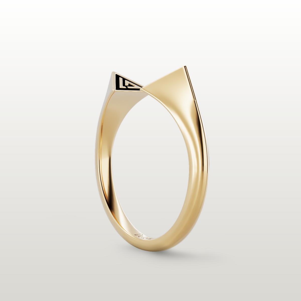 De Leville Mezza Luna ring in 18k yellow gold — angled view